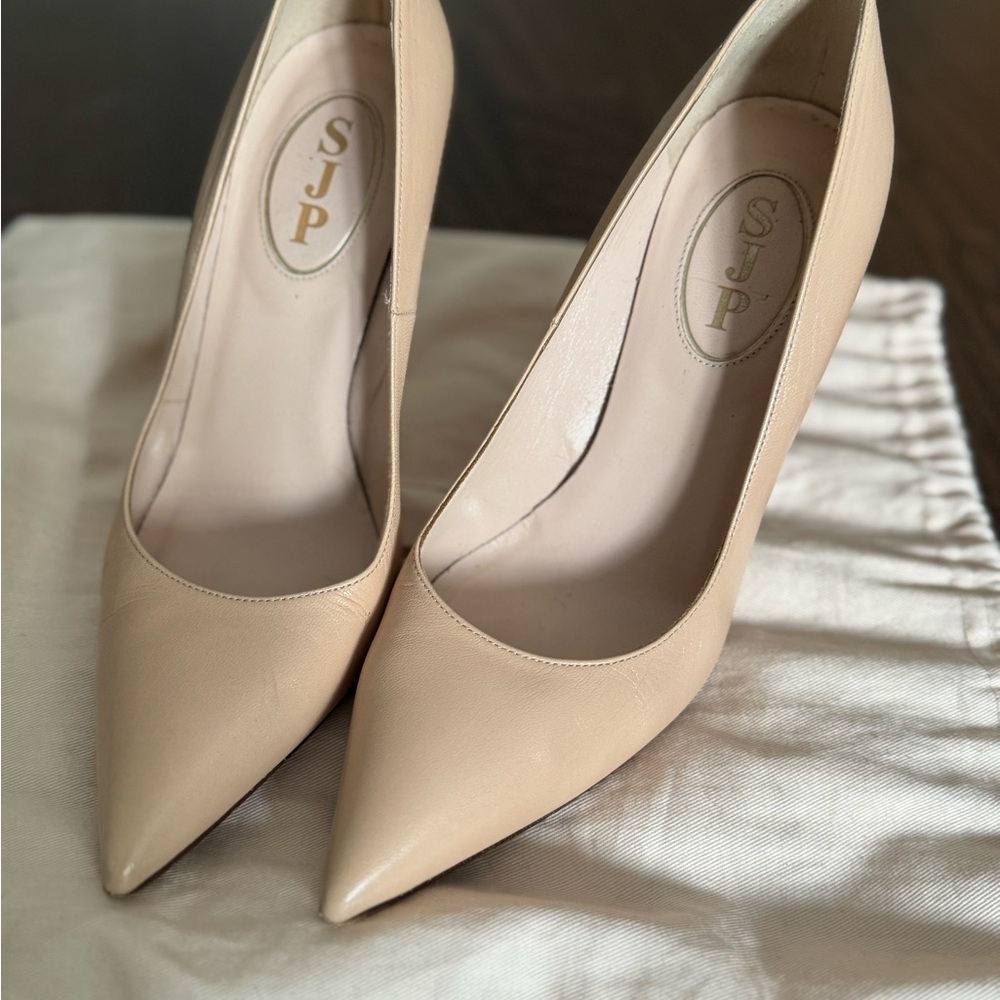 SJP - 7.5 (37.5) nude Pumps $110